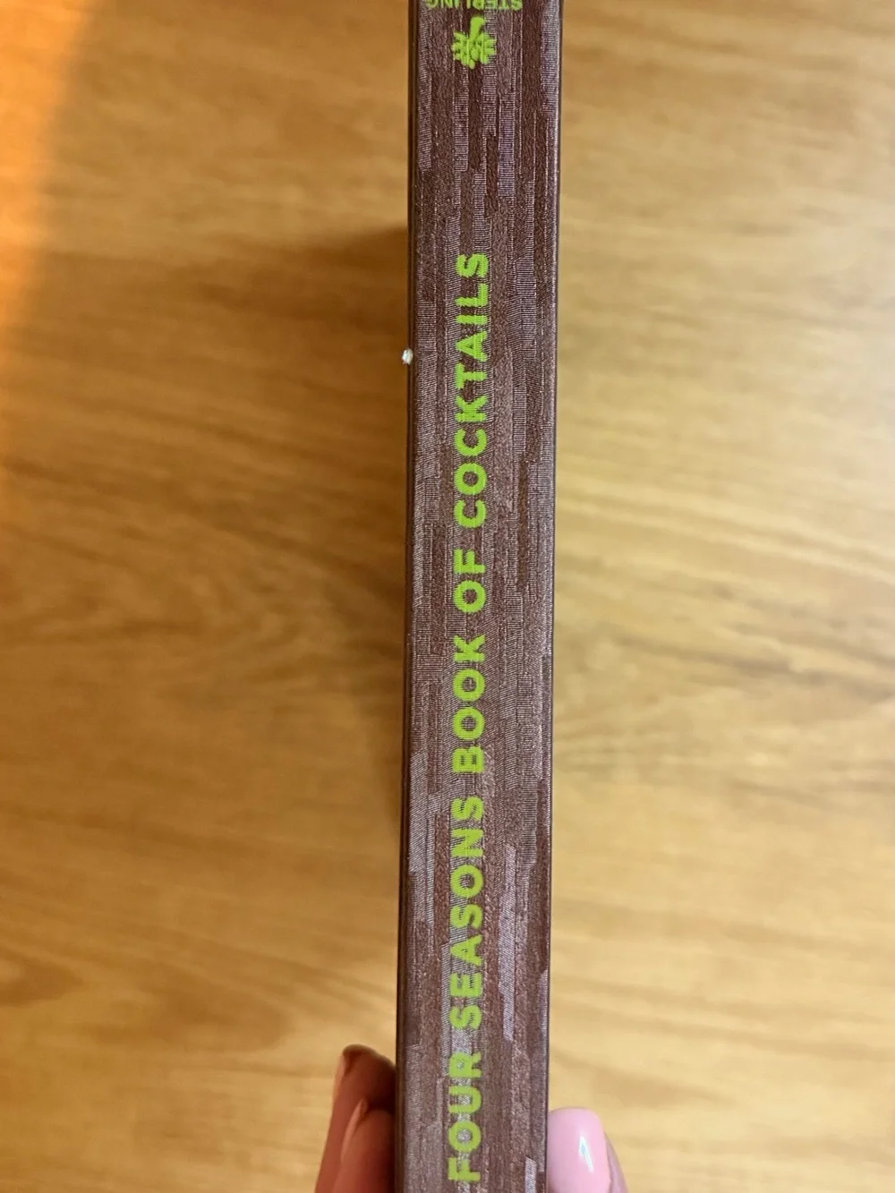 The Four Seasons Book of Cocktails: Tips, Techniques, and More Than 1,000 - GOOD